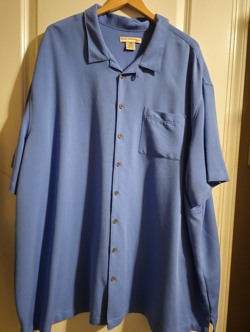 Passport Men's Short Sleeve Casual Button-Down Shirt in Light Blue